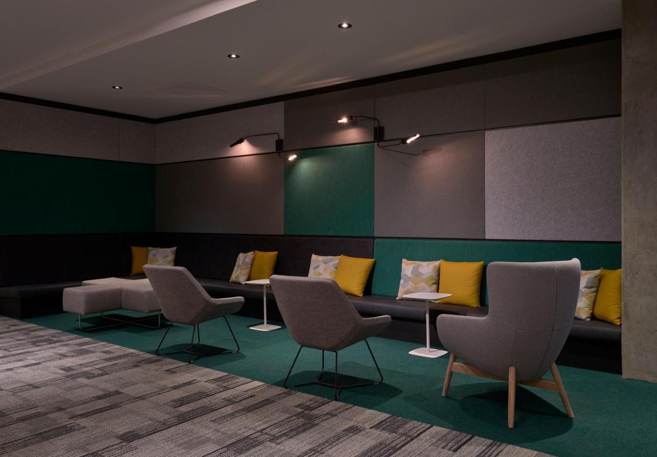 Alt Hotel Calgary University District Екстериор снимка