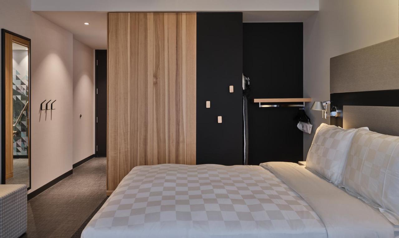 Alt Hotel Calgary University District Екстериор снимка