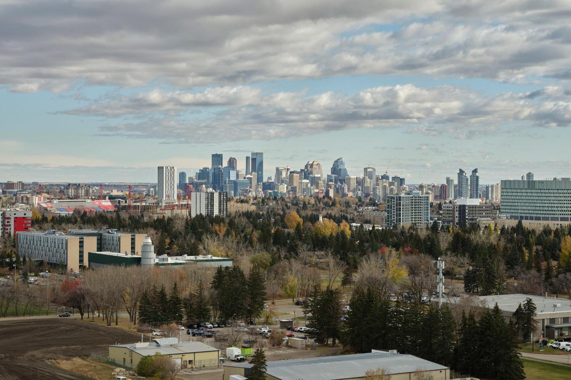 Alt Hotel Calgary University District Екстериор снимка